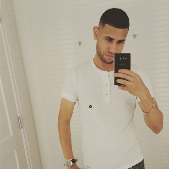 Meet your Posher, Felix - Picture 1 of 1